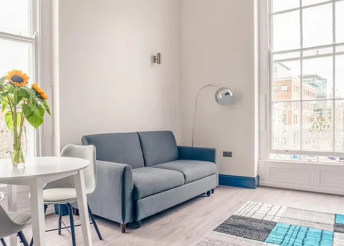 Apartament Centre Apts *