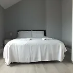 Centre Apts 더블린