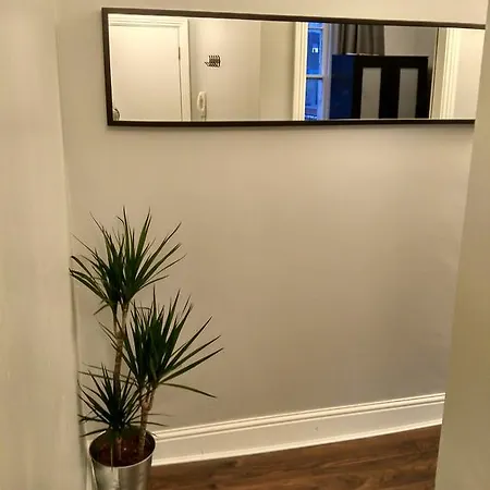 Centre Apts